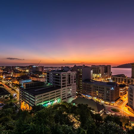 Holiday Inn Express Kota Kinabalu City Centre By Ihg Εξωτερικό φωτογραφία