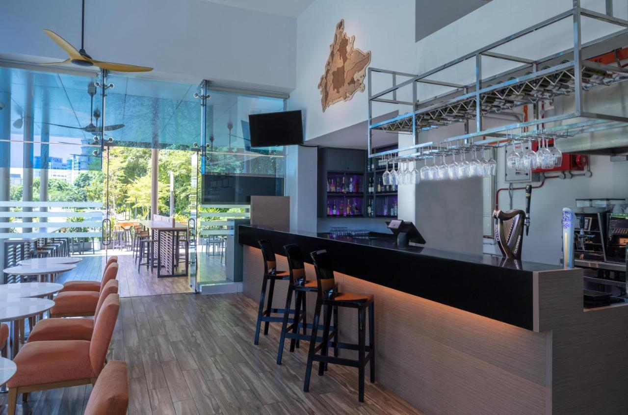 Holiday Inn Express Kota Kinabalu City Centre By Ihg Εξωτερικό φωτογραφία