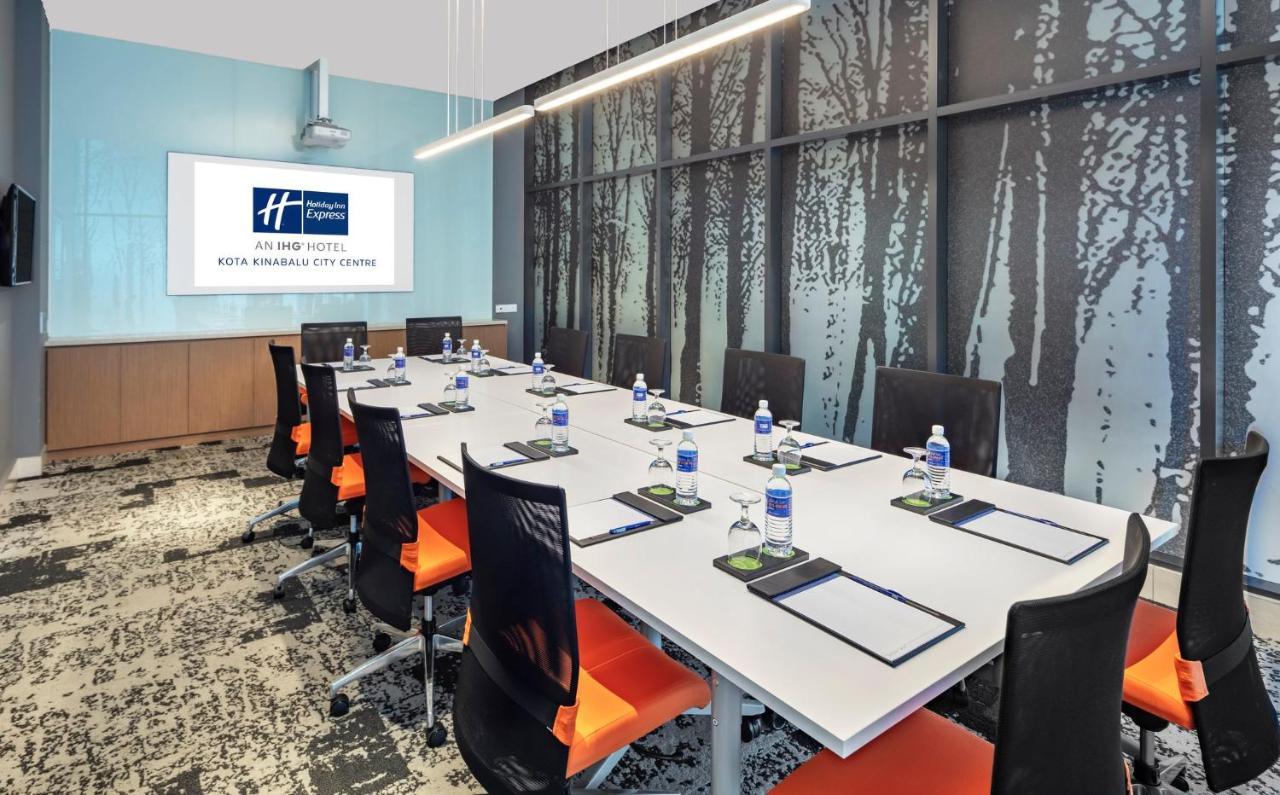 Holiday Inn Express Kota Kinabalu City Centre By Ihg Εξωτερικό φωτογραφία
