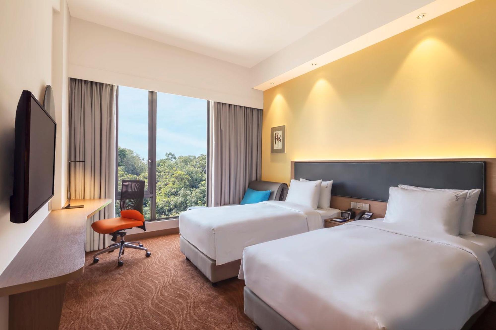 Holiday Inn Express Kota Kinabalu City Centre By Ihg Εξωτερικό φωτογραφία